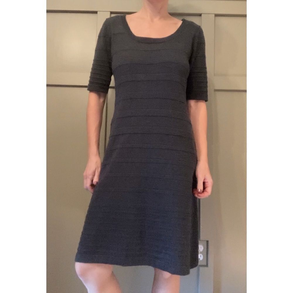 𝅺CALVIN Klein Ribbed Knit Sweater Dress in Charcoal Gray Size Medium